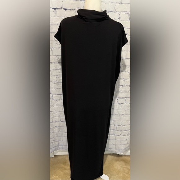 Roman’s black cowl neck sleeveless maxi dress size 14/16 - Picture 4 of 7